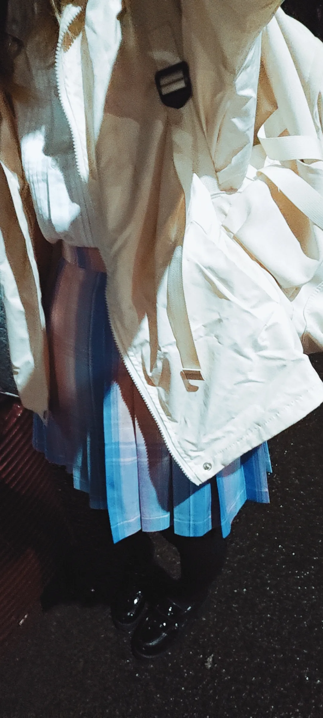 dress! 等车中